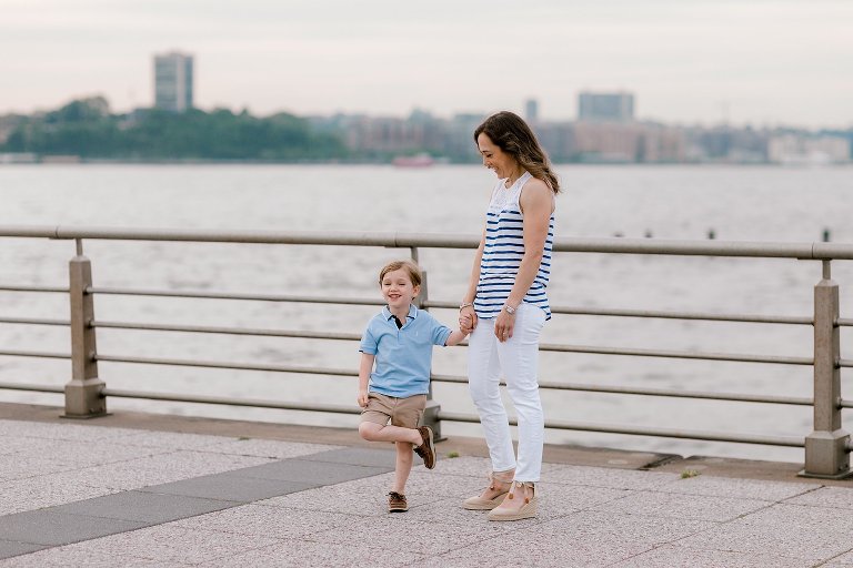 bergen county family photographer,bergen county family photography,charles street pier family photography,chelsea pier new york,hoboken engagement photographer,hudson river parkway family photography,jersey city engagement photographer,new jersey beach,new jersey family photographer,new jersey family photography,new york engagement photographer,new york engagement photography,new york maternity photographer,new york maternity photography,new york wedding photography,north new jersey wedding photography,